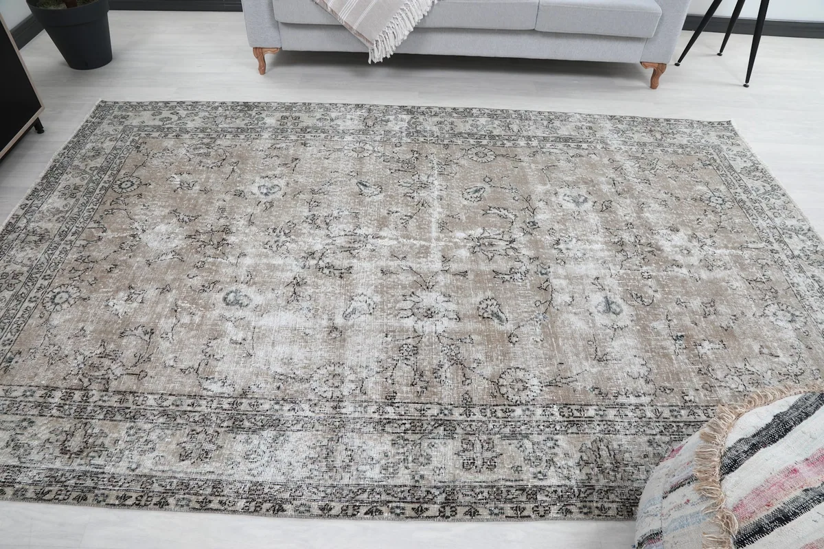 Full room view of the large area rug, demonstrating its size and scale