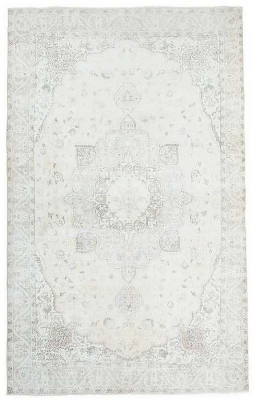Full overhead view of the ivory gray medallion vintage Anatolian area rug