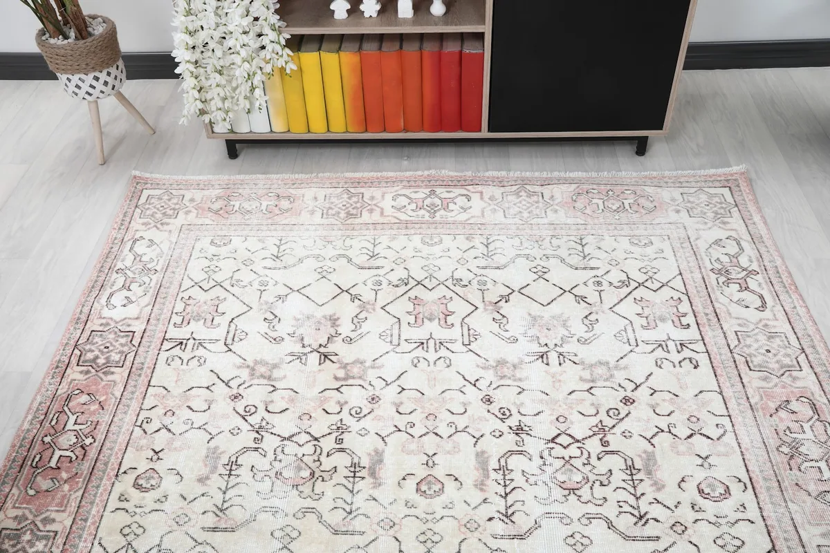 View of the rug from one end, showing the full width and a section of the length