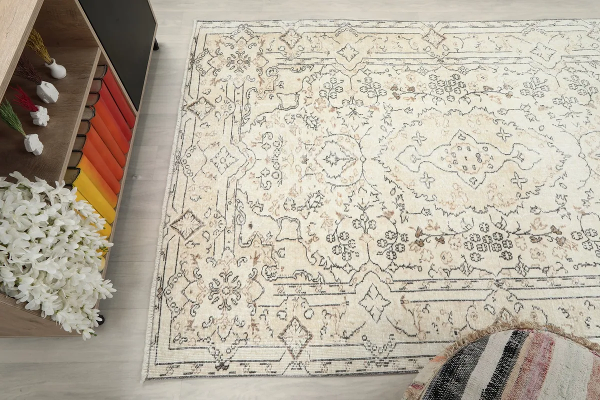 Overhead shot of the rug, capturing the full pattern and color variations