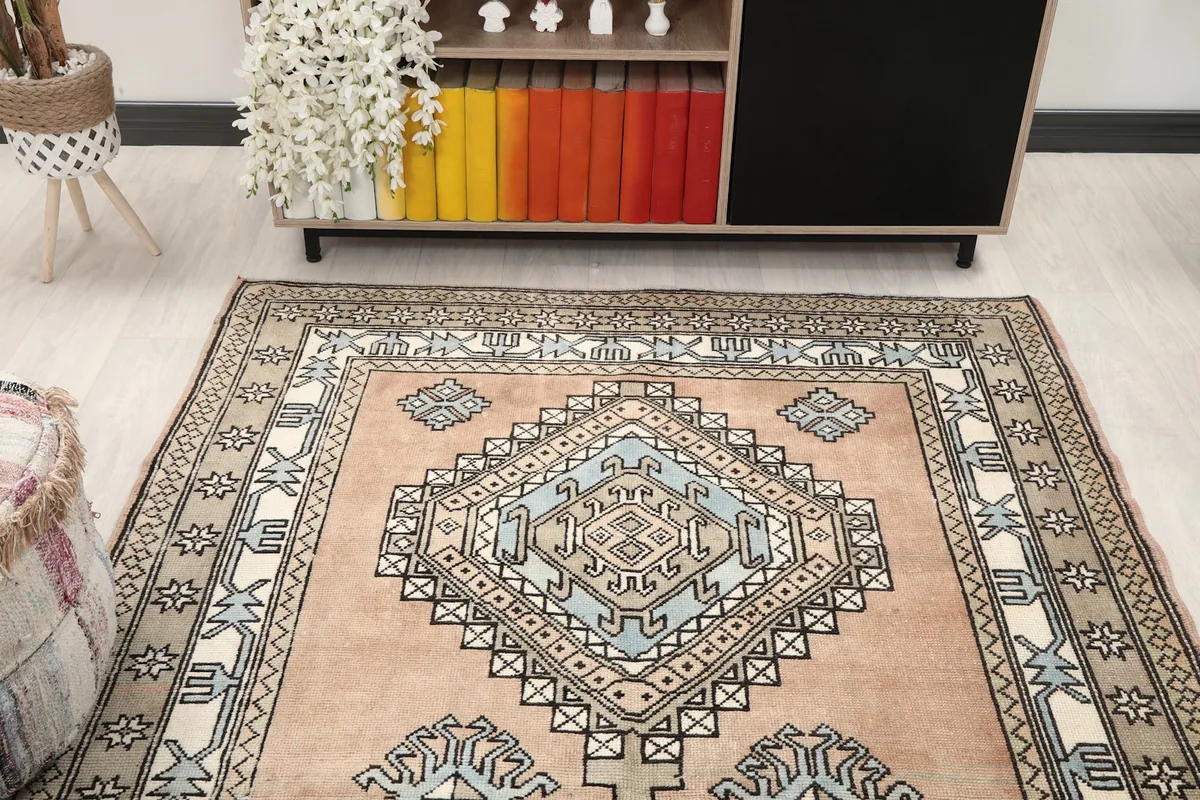 Overhead angle view of the rug, capturing the full length of the design from one end.
