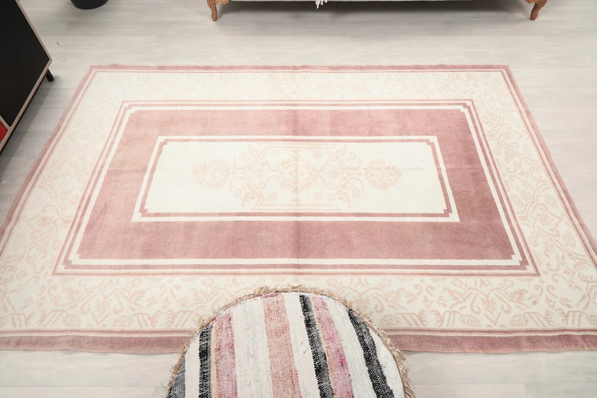 Direct overhead shot of the rug, emphasizing its rectangular shape and design