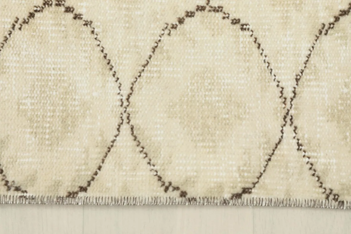 Detail of the short fringes and edge finish of the vintage Anatolian rug