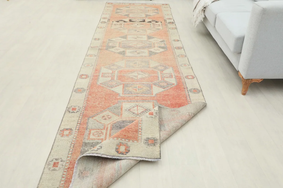 Runner with one end folded back, showing the back and front texture