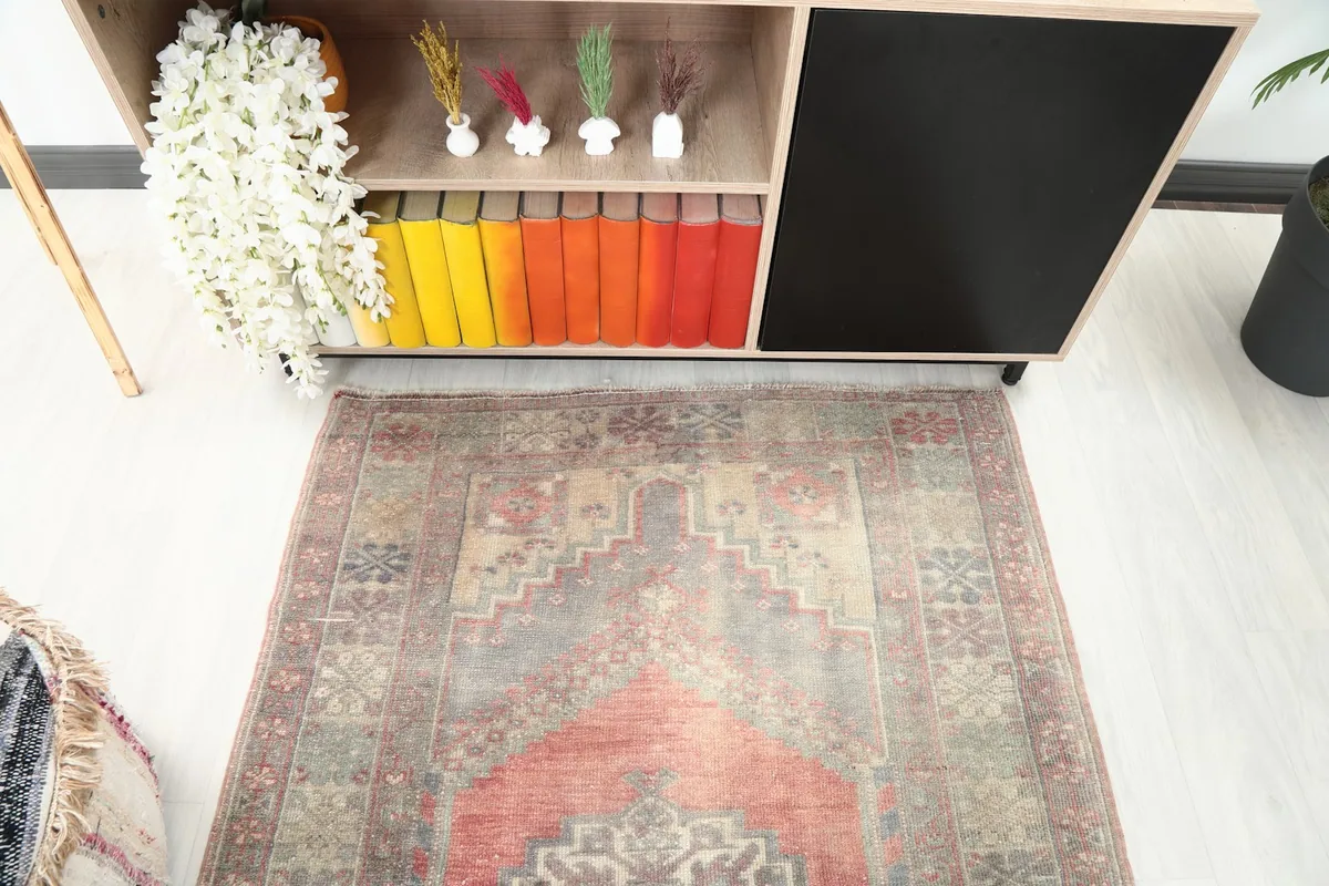 Direct overhead view of the rug in the room, highlighting the full pattern from above.