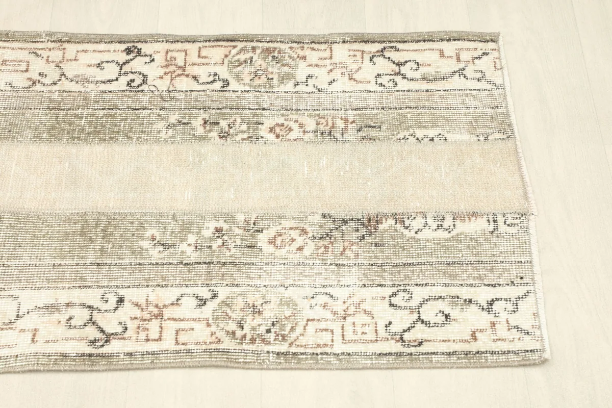 Another overhead section view of the runner, displaying the full width and the varied stripe designs.
