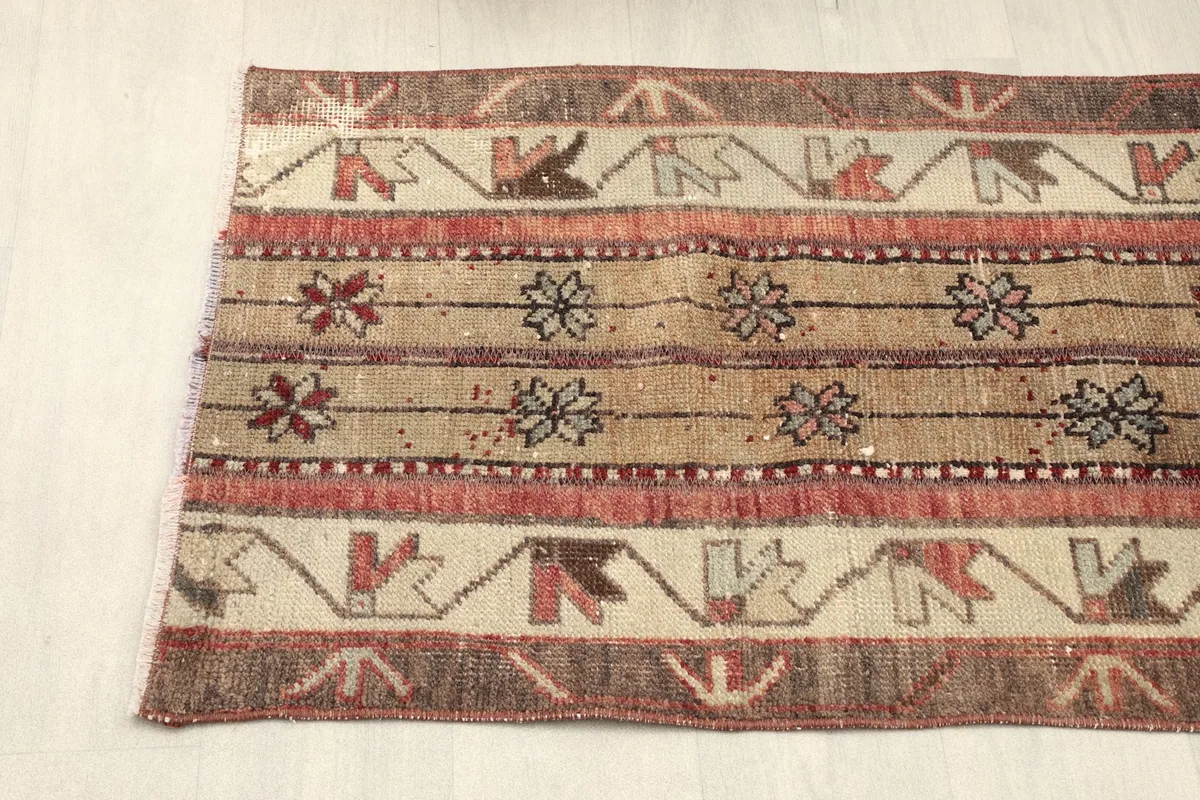 Upper section of the runner from an angle, showcasing the various geometric patterns