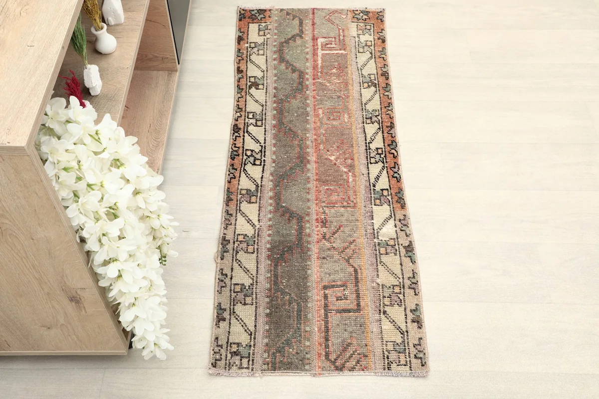 Top-down view of the tribal runner, showcasing its full length and color variations.