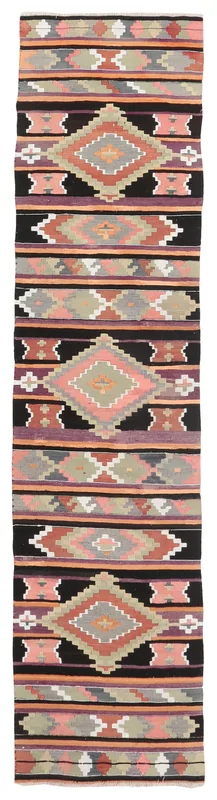 Black Pink Geometric Runner, photo 1