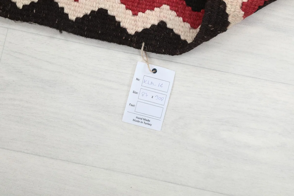 Close-up of the product tag indicating it is hand-made in Turkey