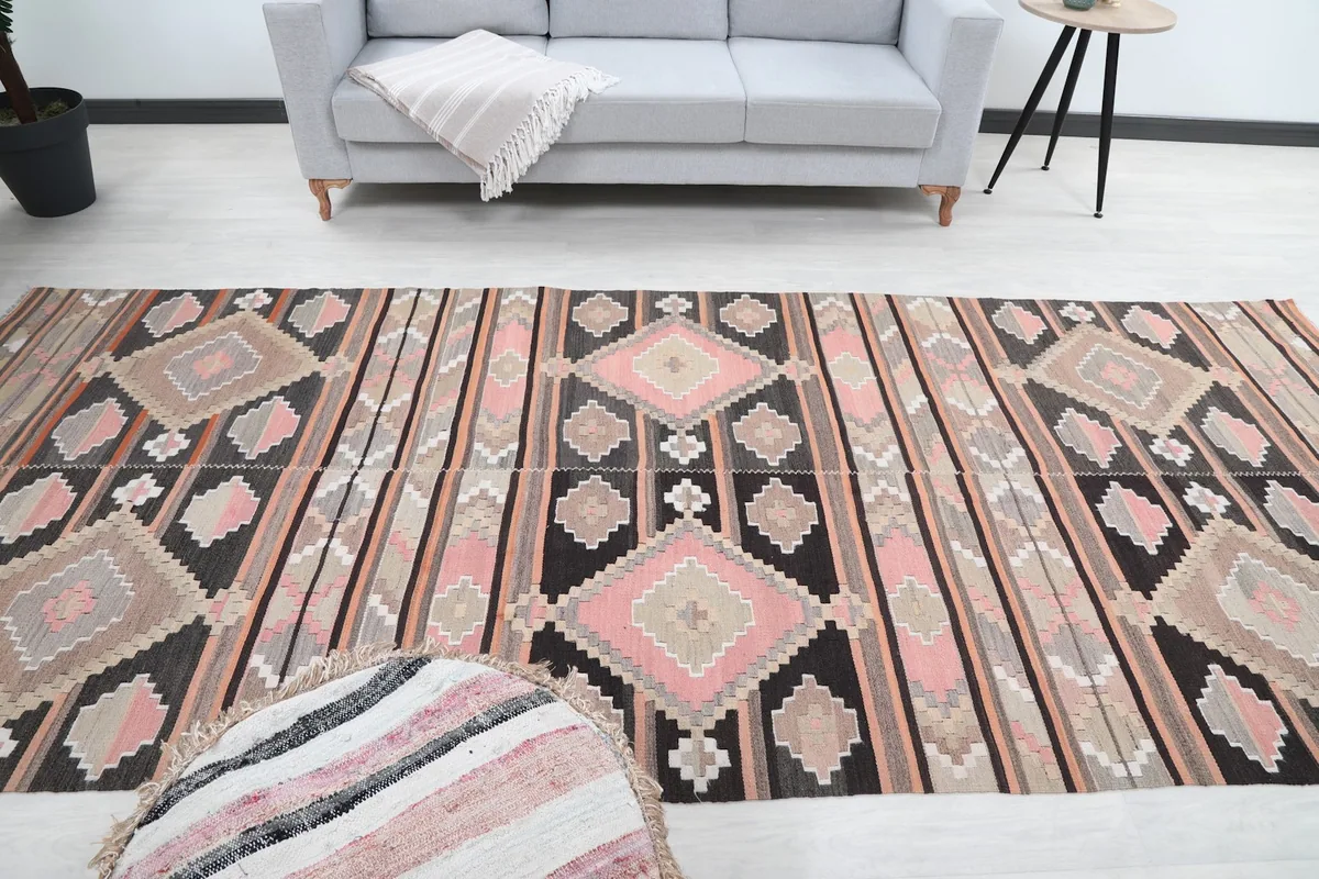Wide angle shot of the runner in a room, emphasizing its size and impact on the space