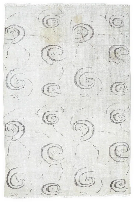 Full top view of the 6'2" x 9'5" ivory and charcoal vintage Anatolian rug