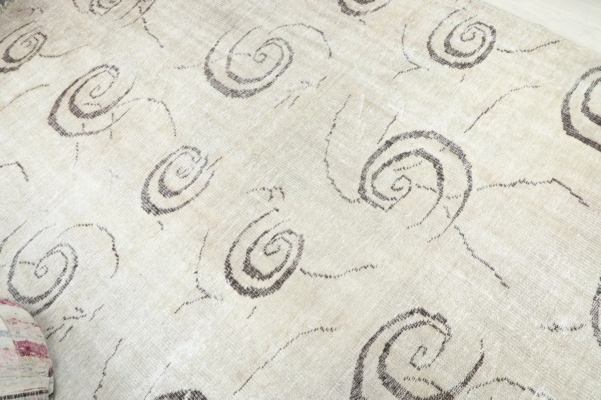 Overhead view highlighting the overall pattern and texture of the rug