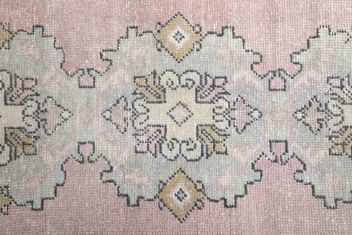 Close-up of a central geometric medallion and surrounding patterns