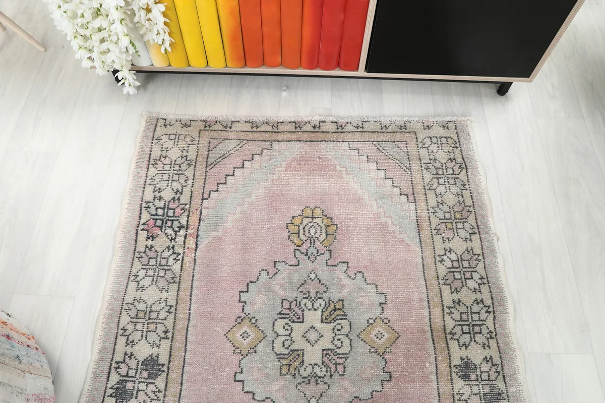 Overhead view of one end of the rose runner, showing the full width