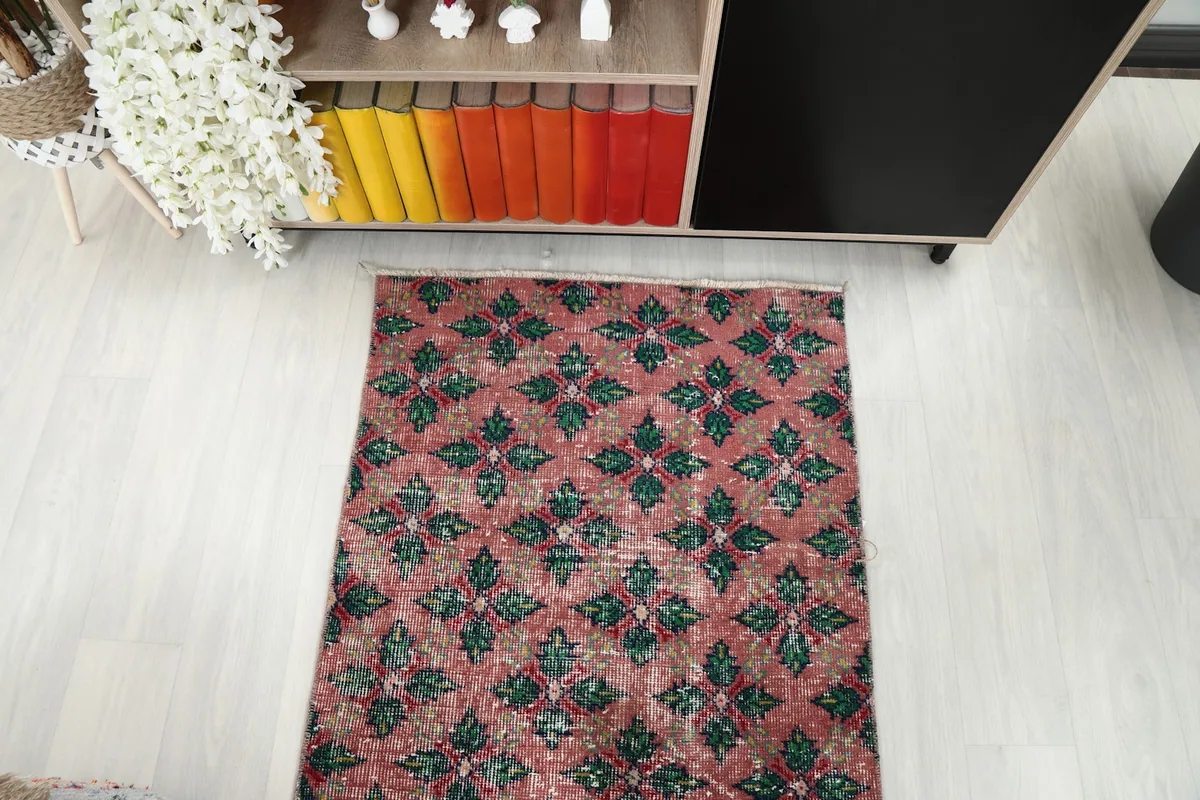 Overhead view of one end of the runner rug, showcasing the full pattern repeat